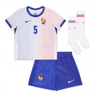 Camiseta Francia Jules Kounde #5 Segunda Equipación Replica Eurocopa 2024 para niños mangas cortas (+ Pantalones cortos)